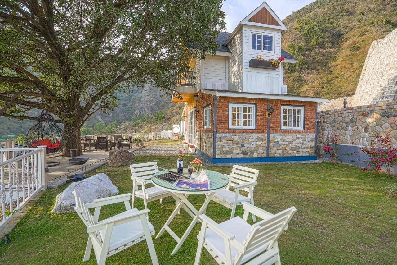 Saffronstays Woodpeckers Villa, Dehradun Rājpur Exterior photo